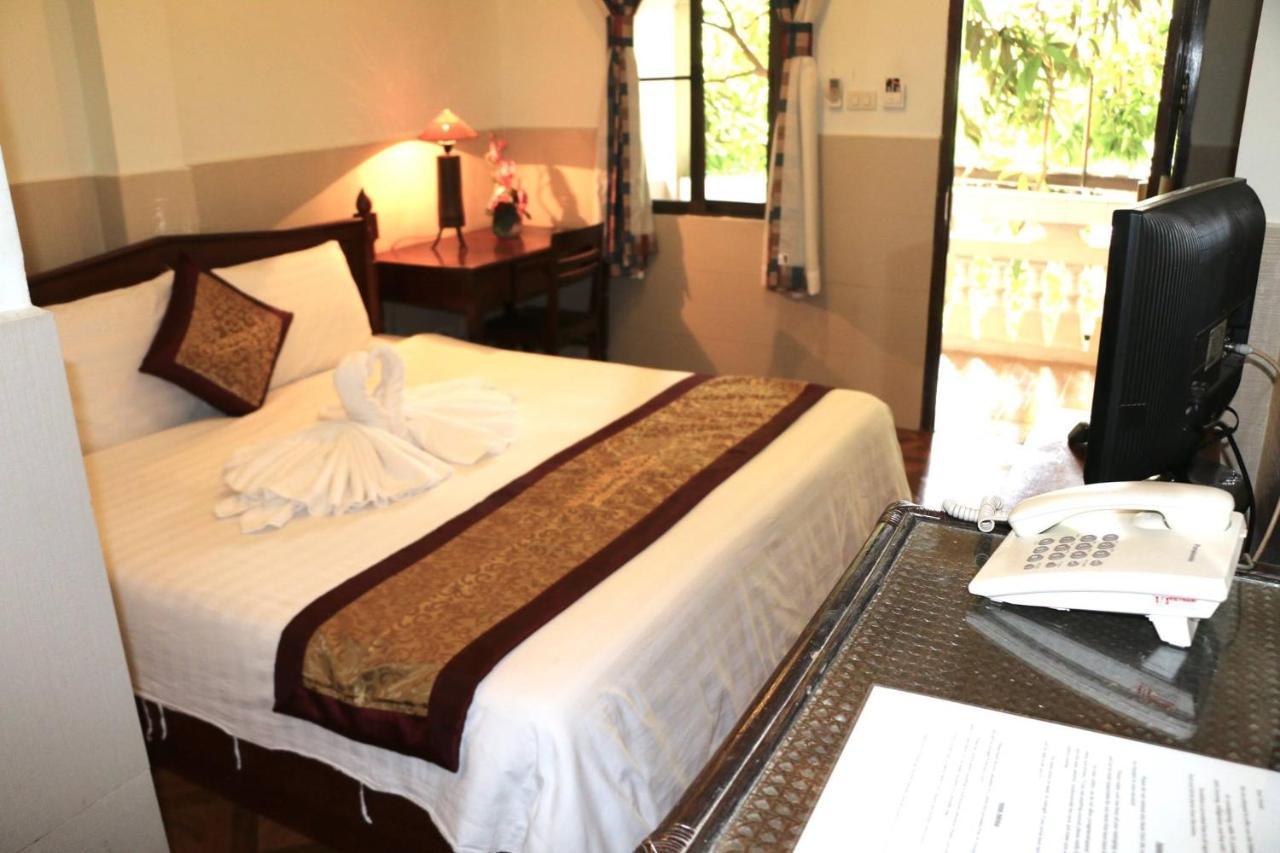 Mali Namphu Hotel Vientiane Esterno foto