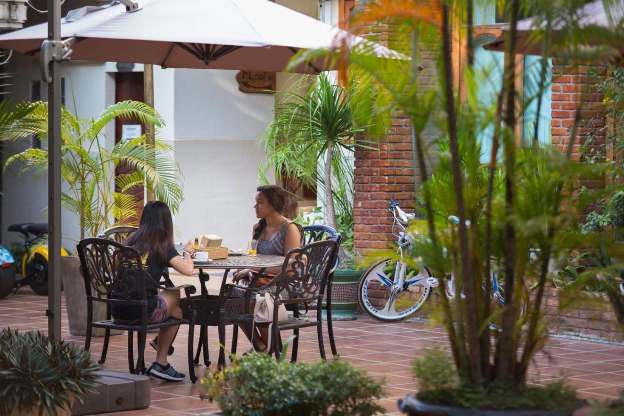 Mali Namphu Hotel Vientiane Esterno foto