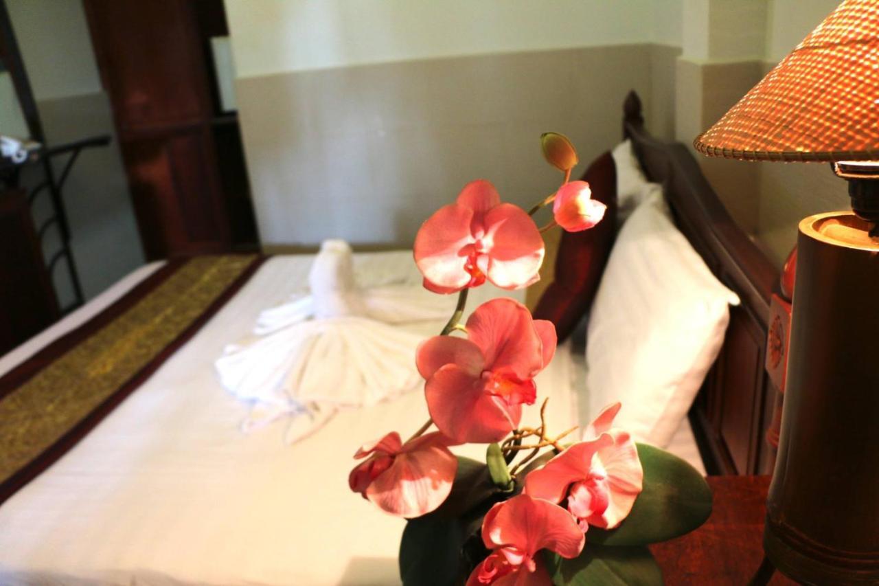 Mali Namphu Hotel Vientiane Esterno foto