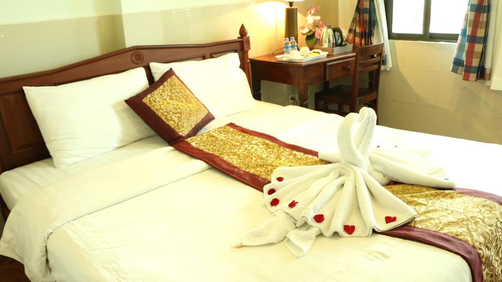 Mali Namphu Hotel Vientiane Esterno foto