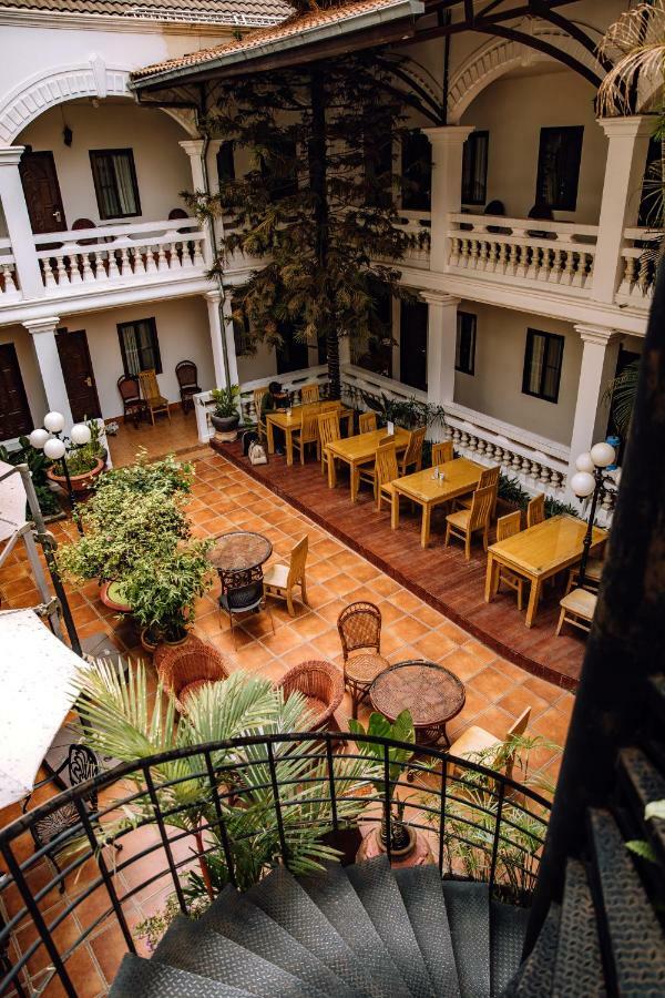 Mali Namphu Hotel Vientiane Esterno foto